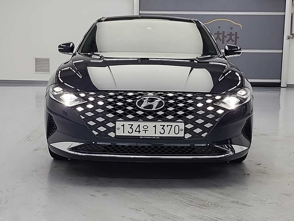 HYUNDAI Grandeur - Vista 2