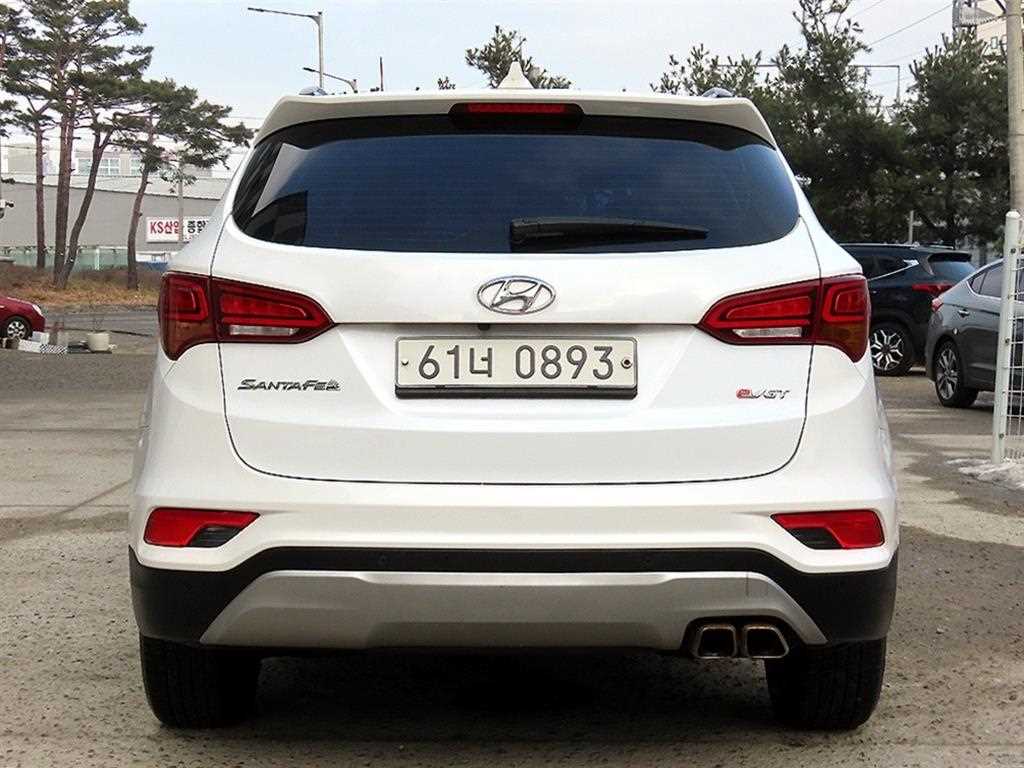 HYUNDAI Santa Fe - Vista 4
