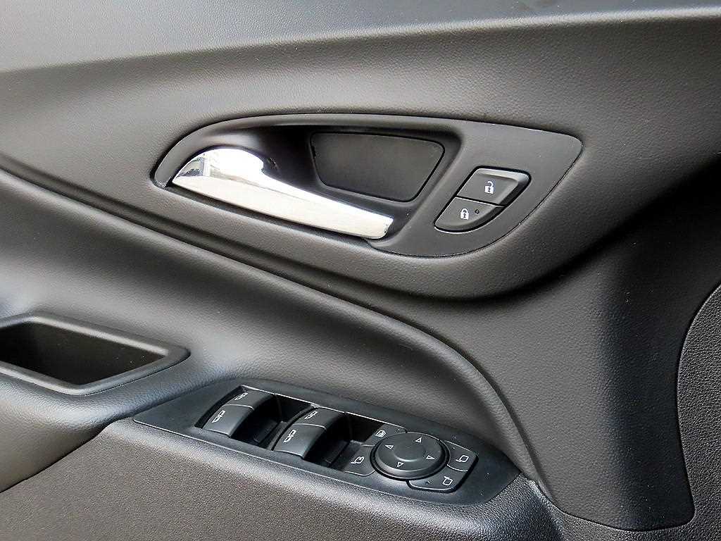 Chevrolet Equinox - Vista 11