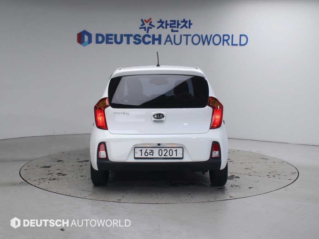 KIA Morning - Vista 4