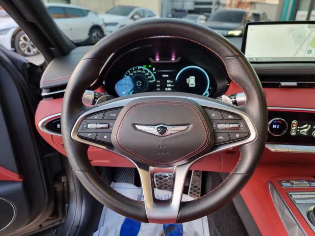 Genesis GV70 - Vista 11