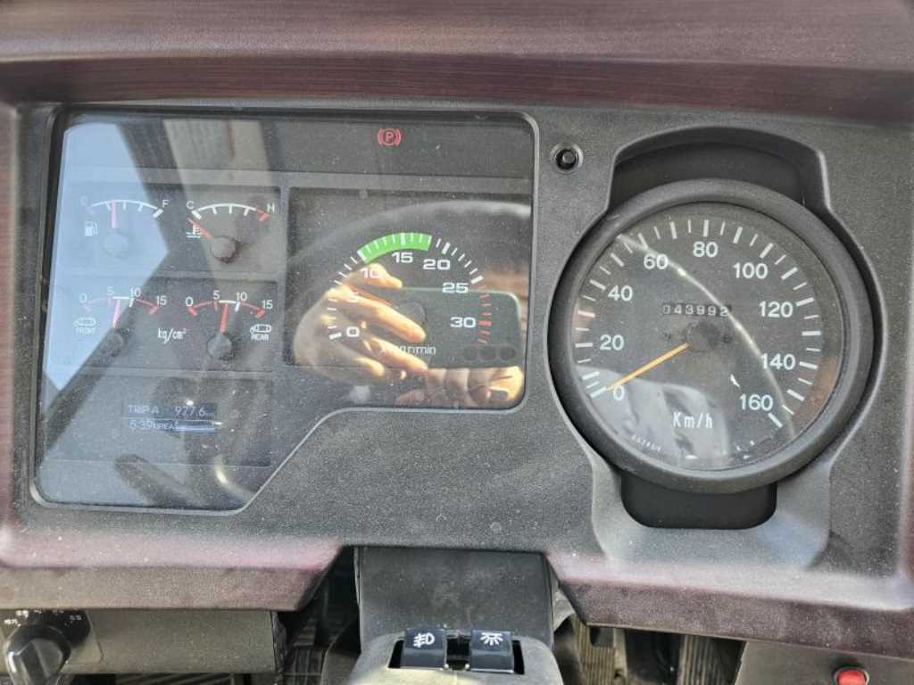 medium and large bus Medium-sized Hyundai Bus - Vista 6