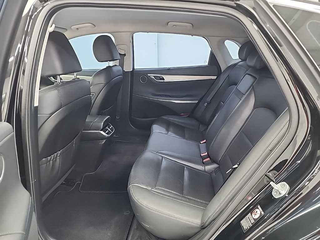 HYUNDAI Grandeur - Vista 12