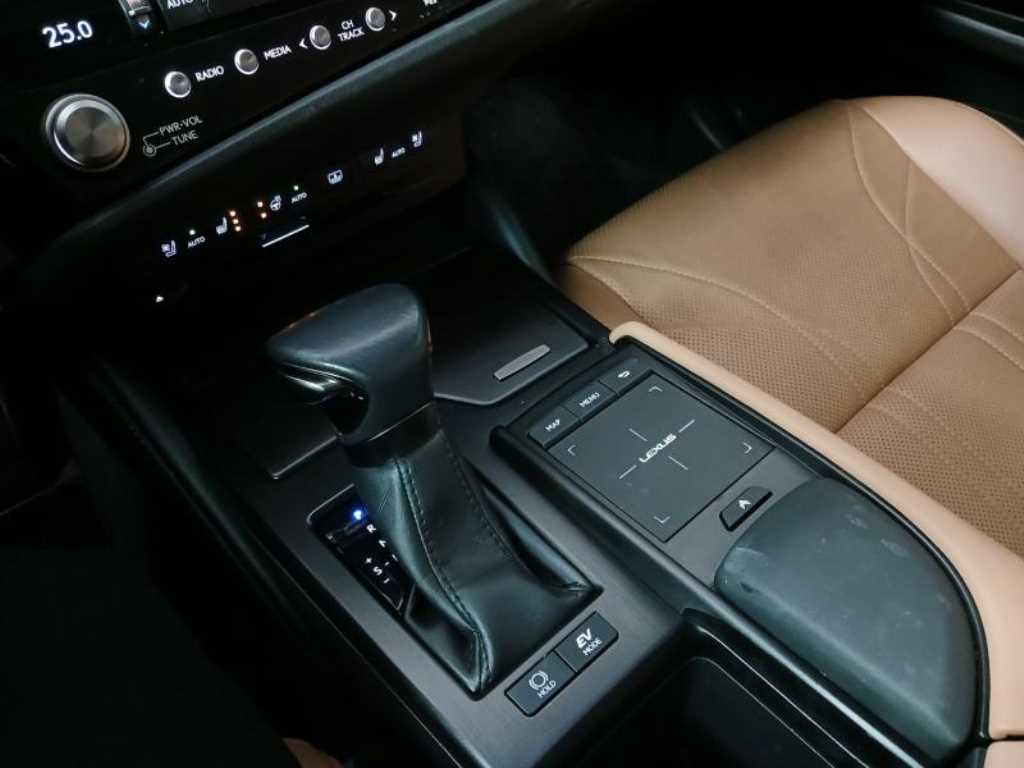 Lexus ES 2022 Gris - Importación desde Corea - HF Imports Iquique - Foto 15