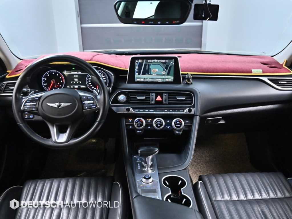 Genesis G70 - Vista 7