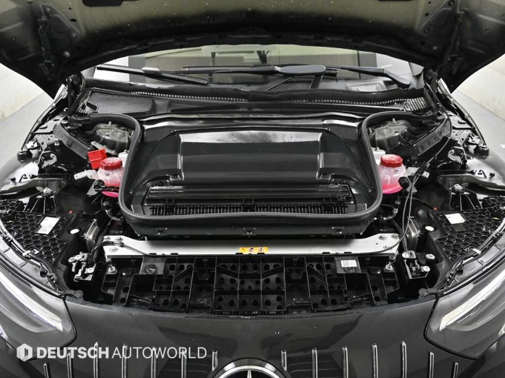 Mercedes Benz EQE - Vista 6