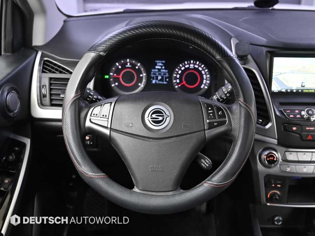 Ssangyong Korando 2016 Blanco - Importación desde Corea - HF Imports Iquique - Foto 13