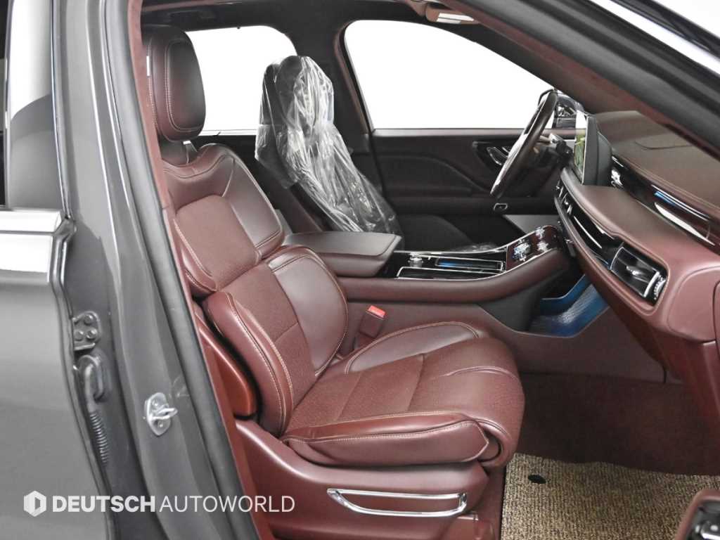 Lincoln Aviator - Vista 10