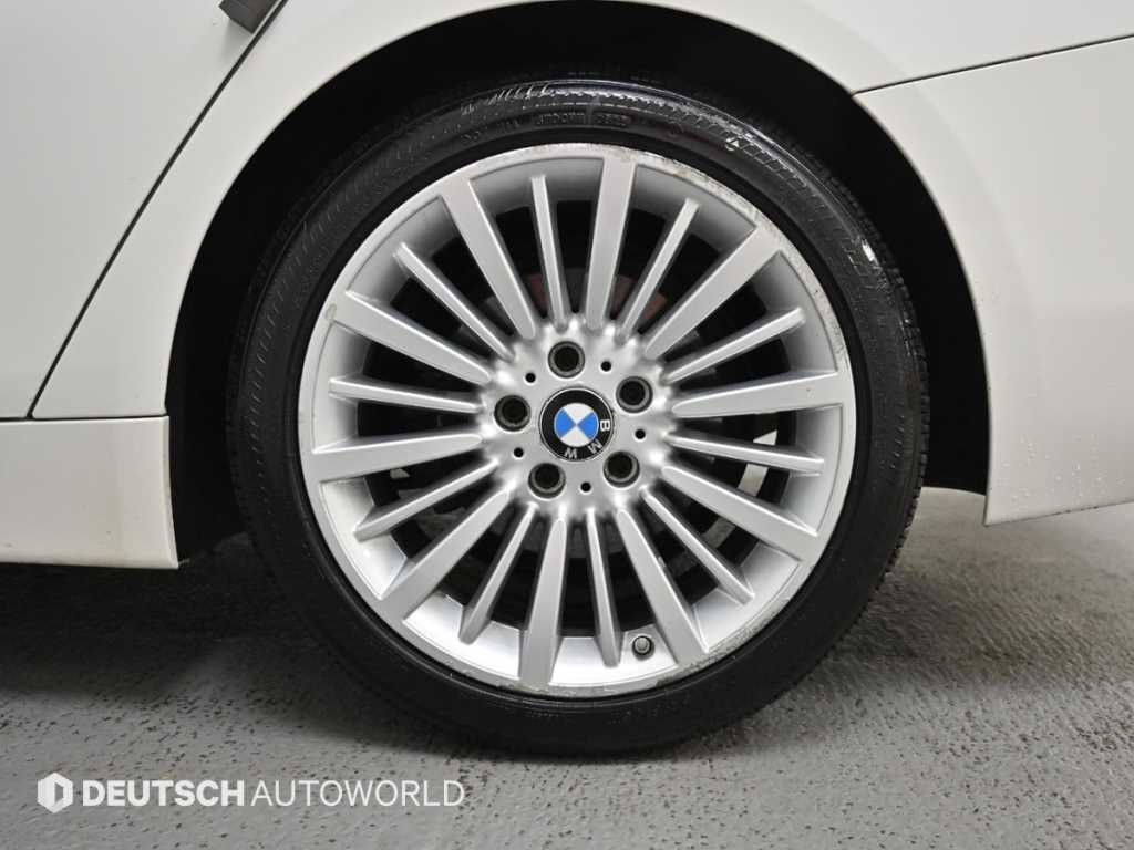 BMW 4 Series - Vista 5