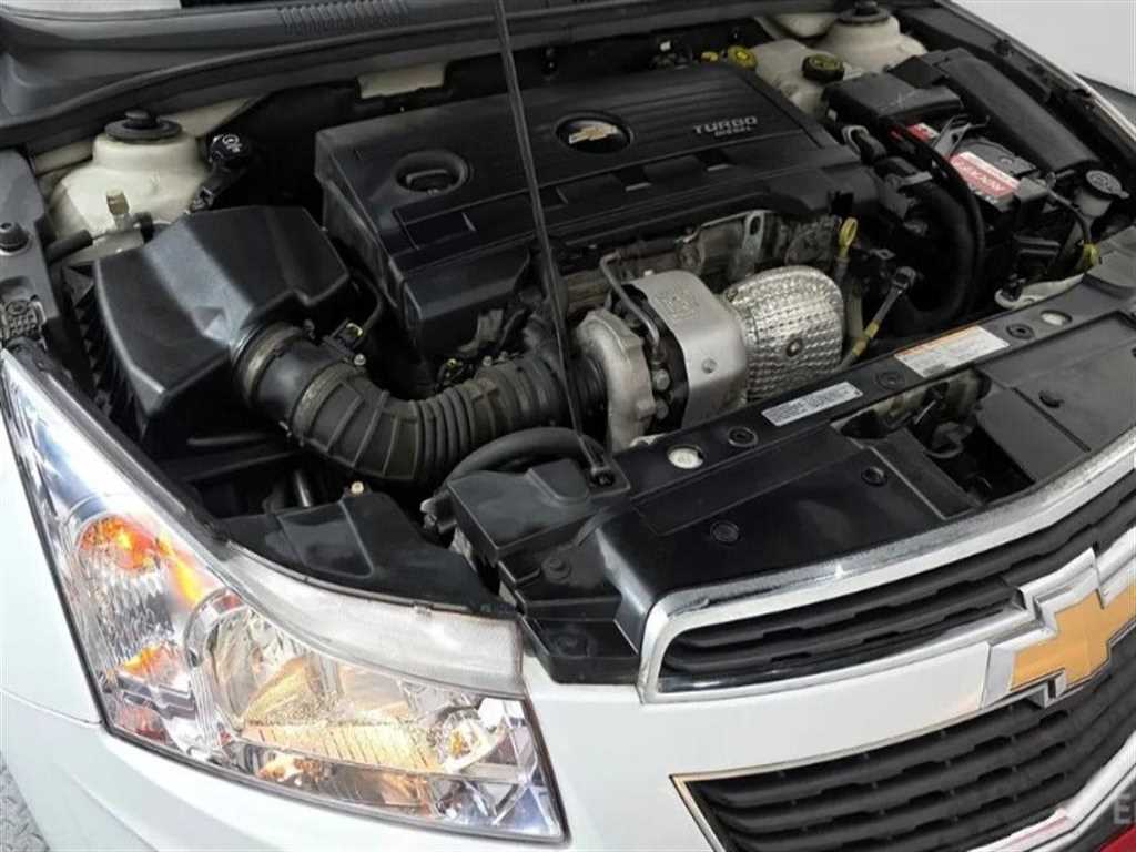 Chevrolet Cruise - Vista 6