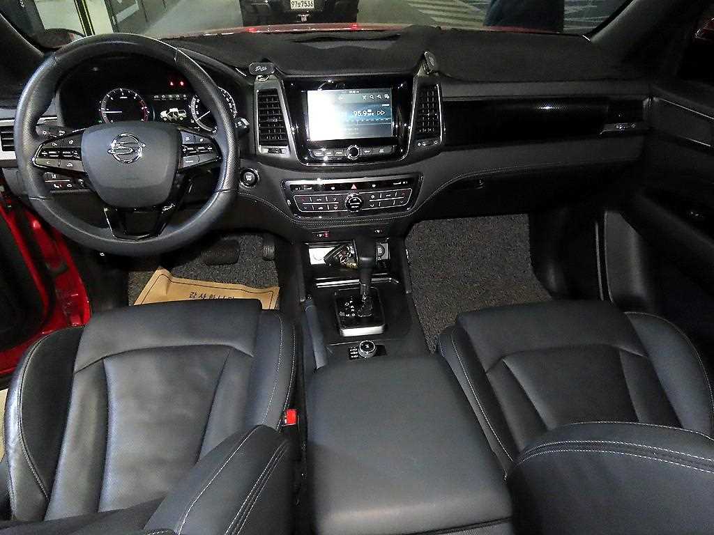 Ssangyong Rexton - Vista 10