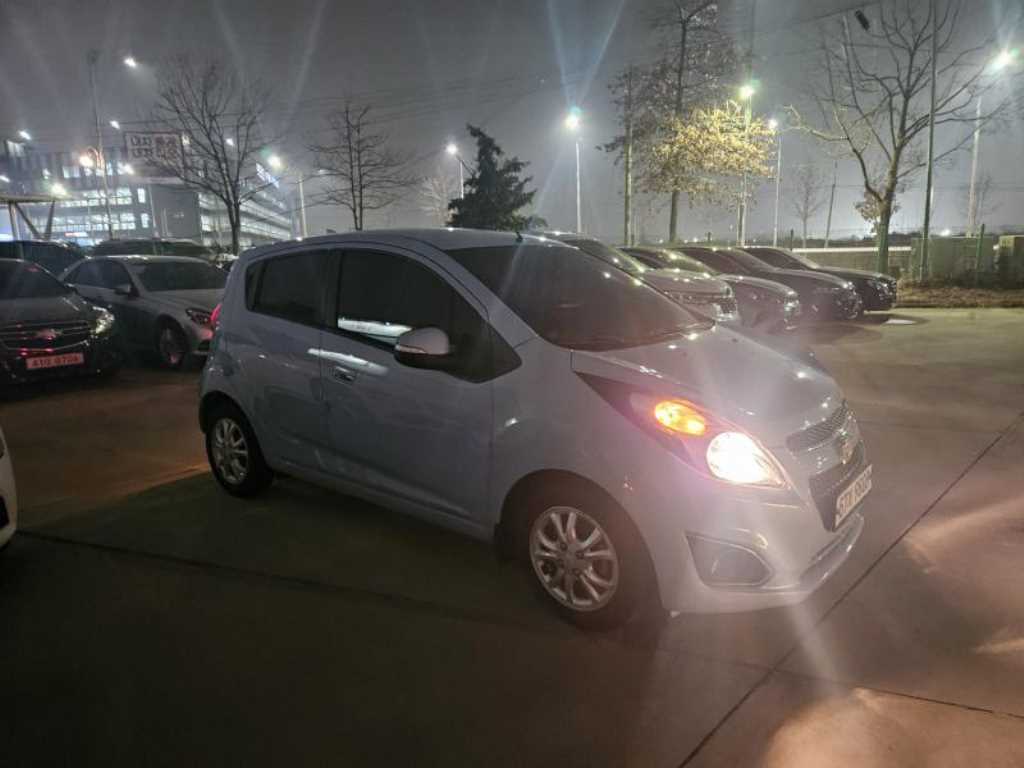 Chevrolet Spark - Vista 3