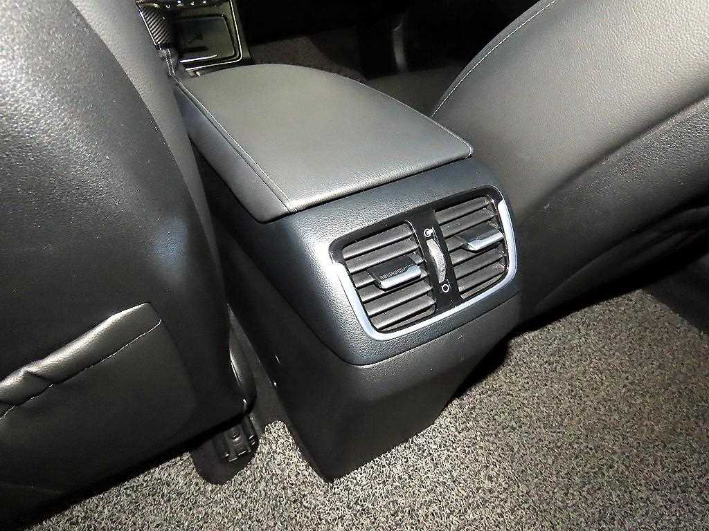 HYUNDAI Grandeur 2018 Negro - Importación desde Corea - HF Imports Iquique - Foto 18