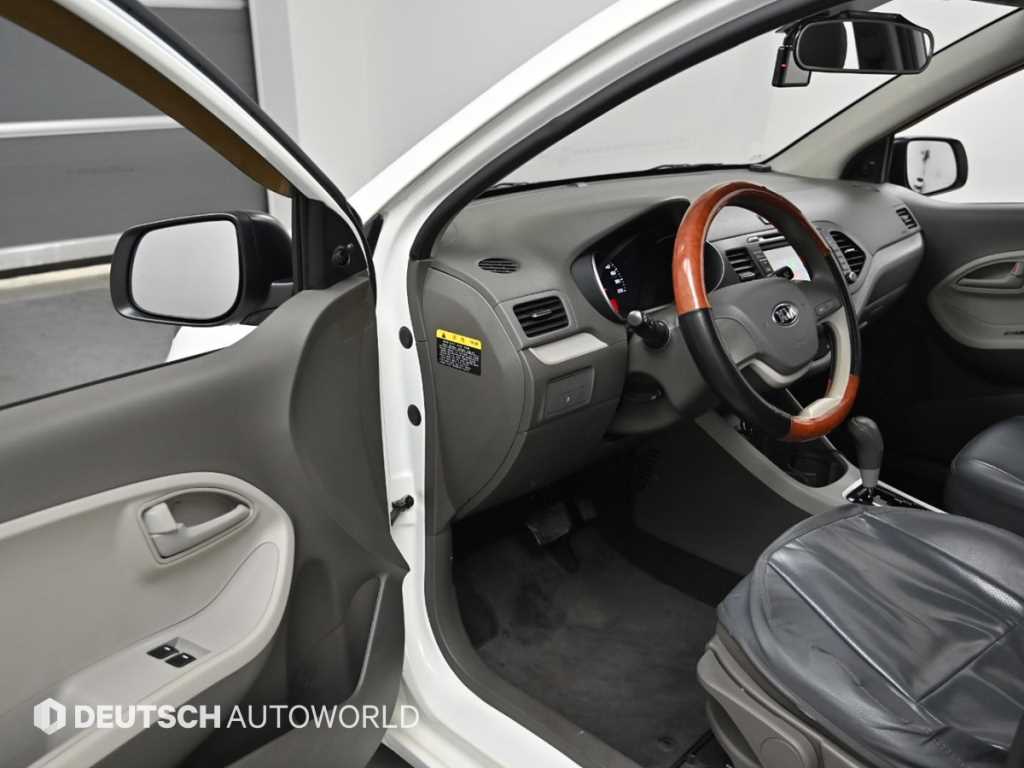 KIA Morning - Vista 11