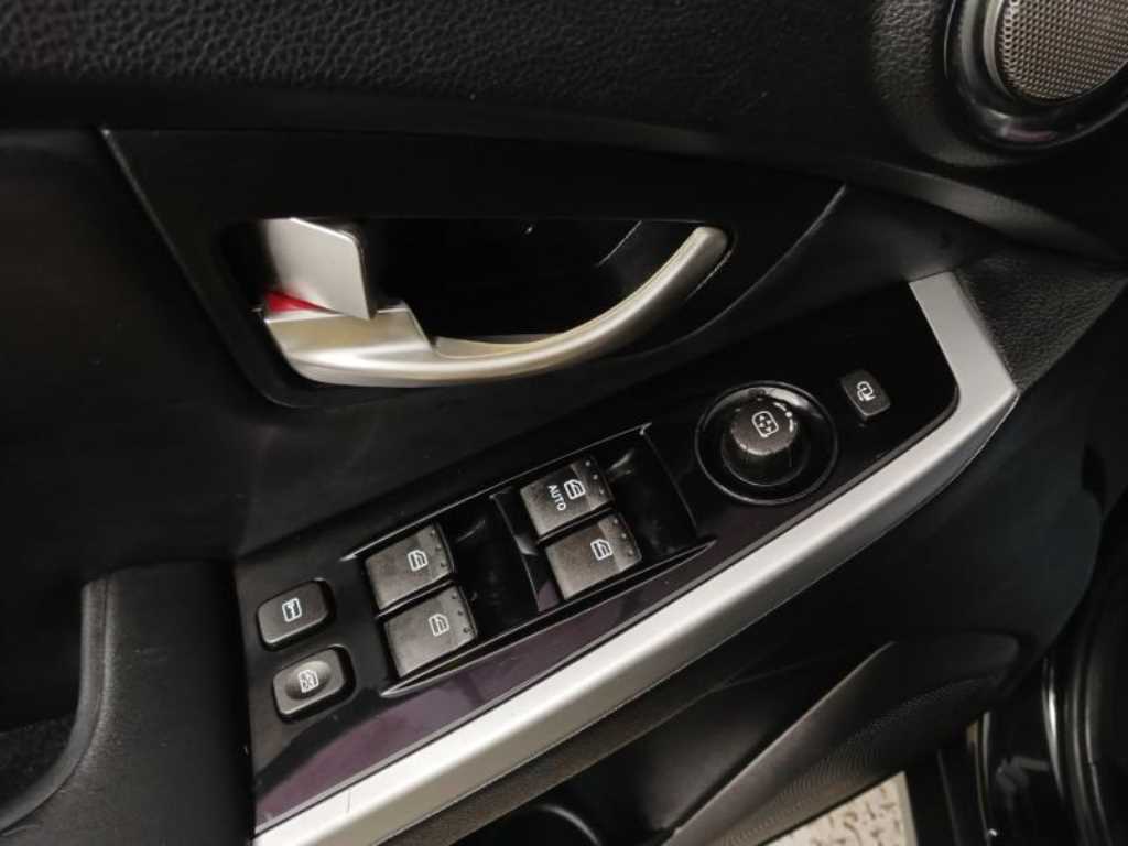 Ssangyong Korando - Vista 9