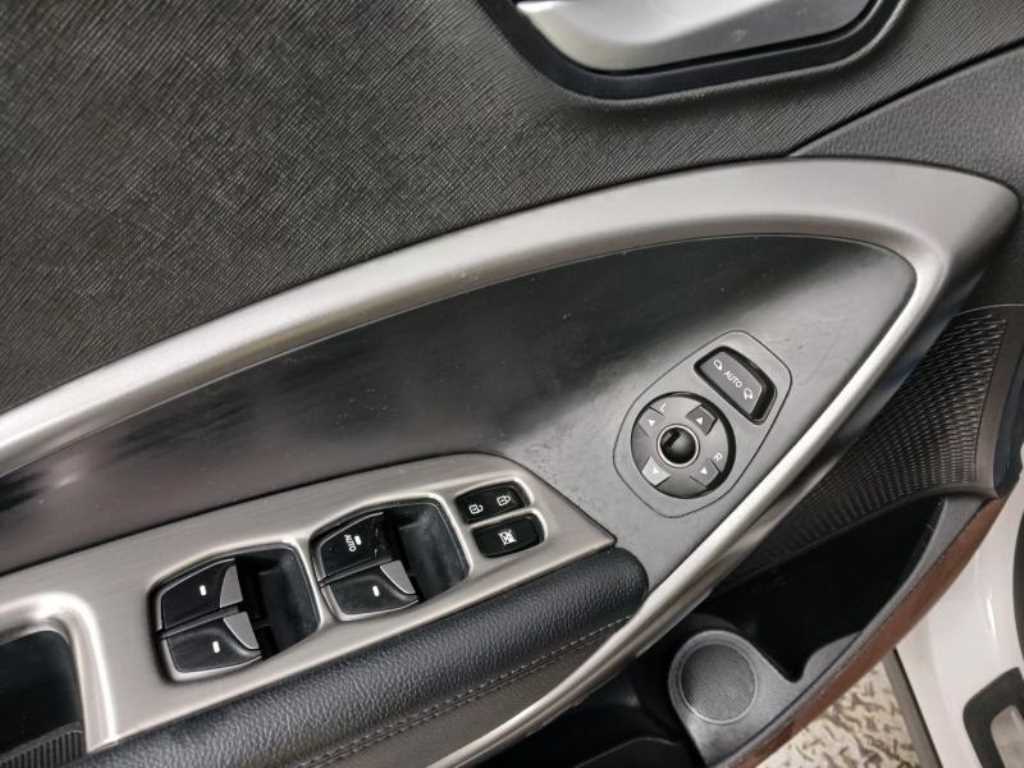 HYUNDAI Santa Fe - Vista 9
