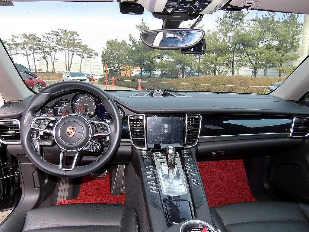 Porsche Panamera - Vista 7