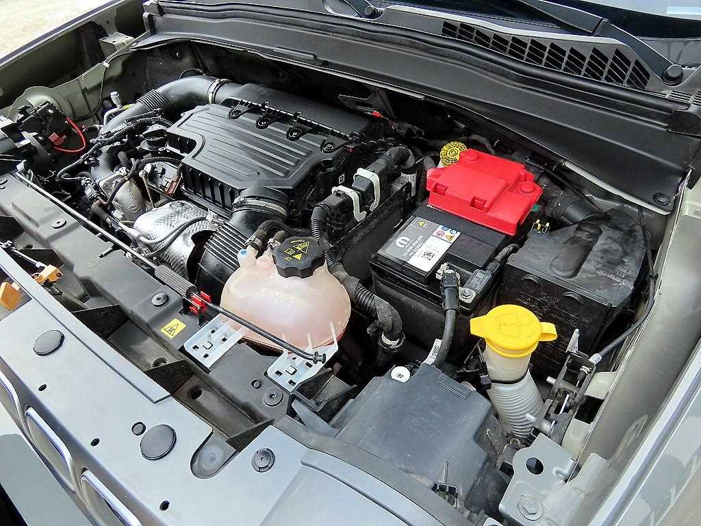 Jeep Renegade 2022 Gris - Importación desde Corea - HF Imports Iquique - Foto 18