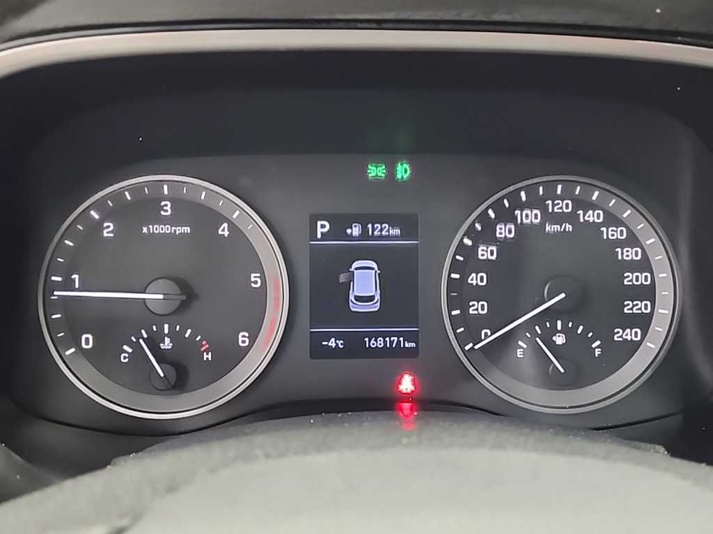 HYUNDAI Tucson - Vista 6