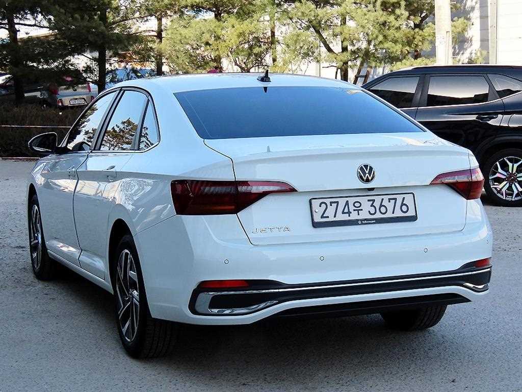 Volkswagen Jetta - Vista 3