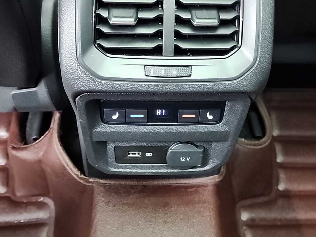 Volkswagen Tiguan 2020 Negro - Importación desde Corea - HF Imports Iquique - Foto 13