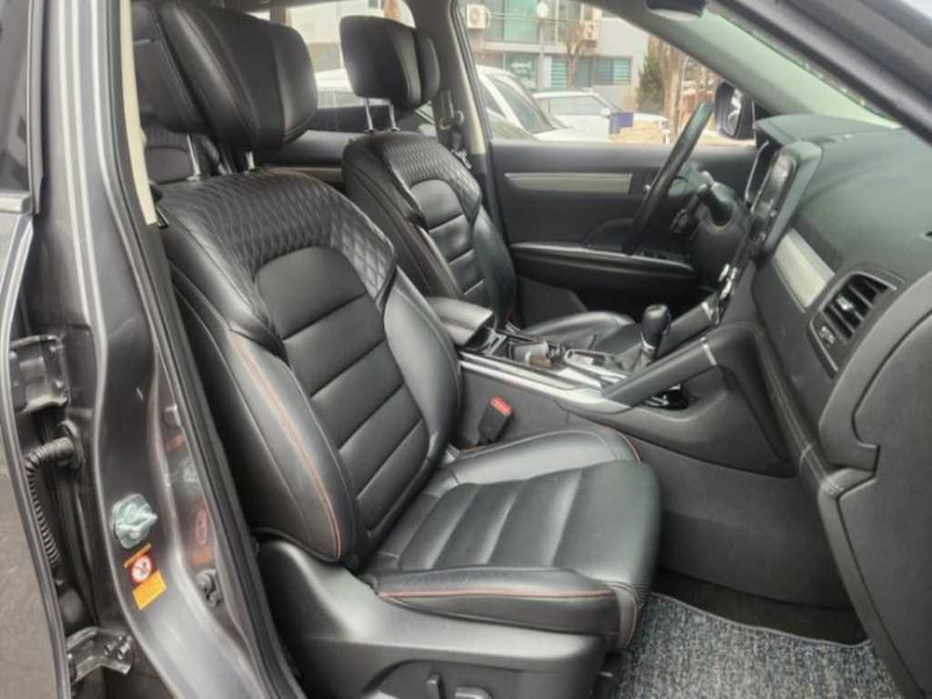 SAMSUNG QM6 - Vista 6