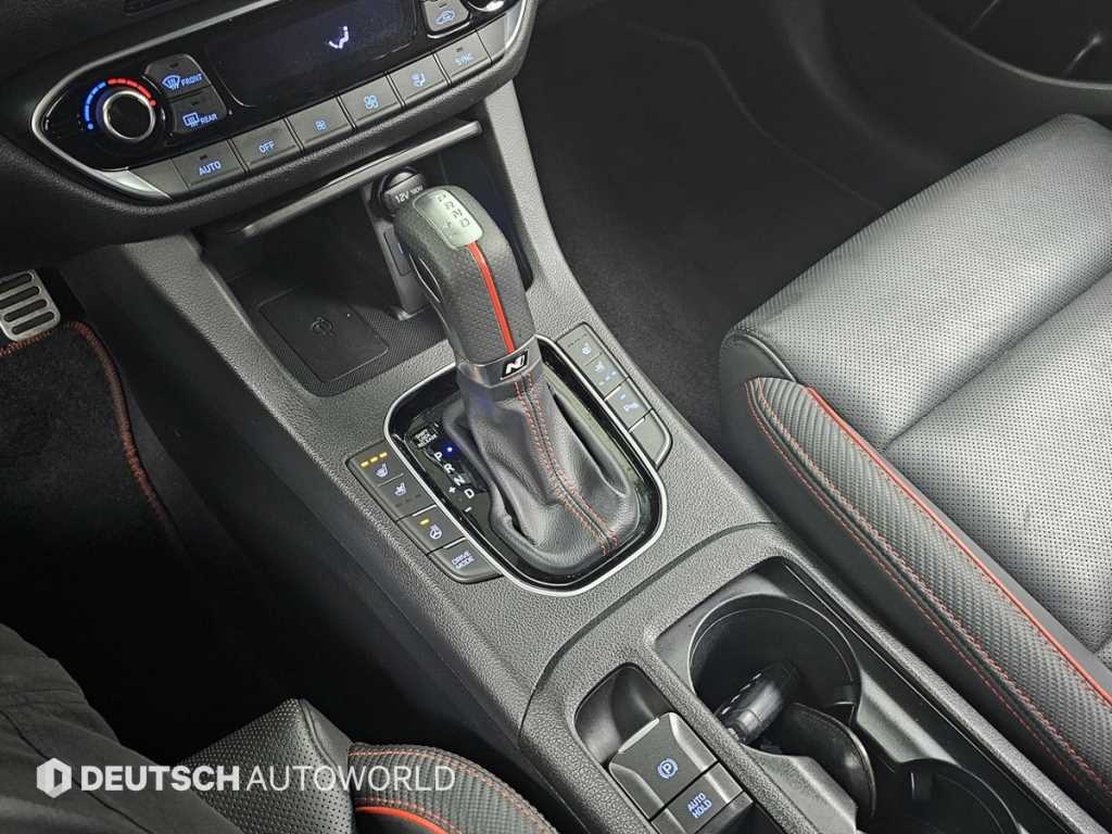 HYUNDAI i30 - Vista 9