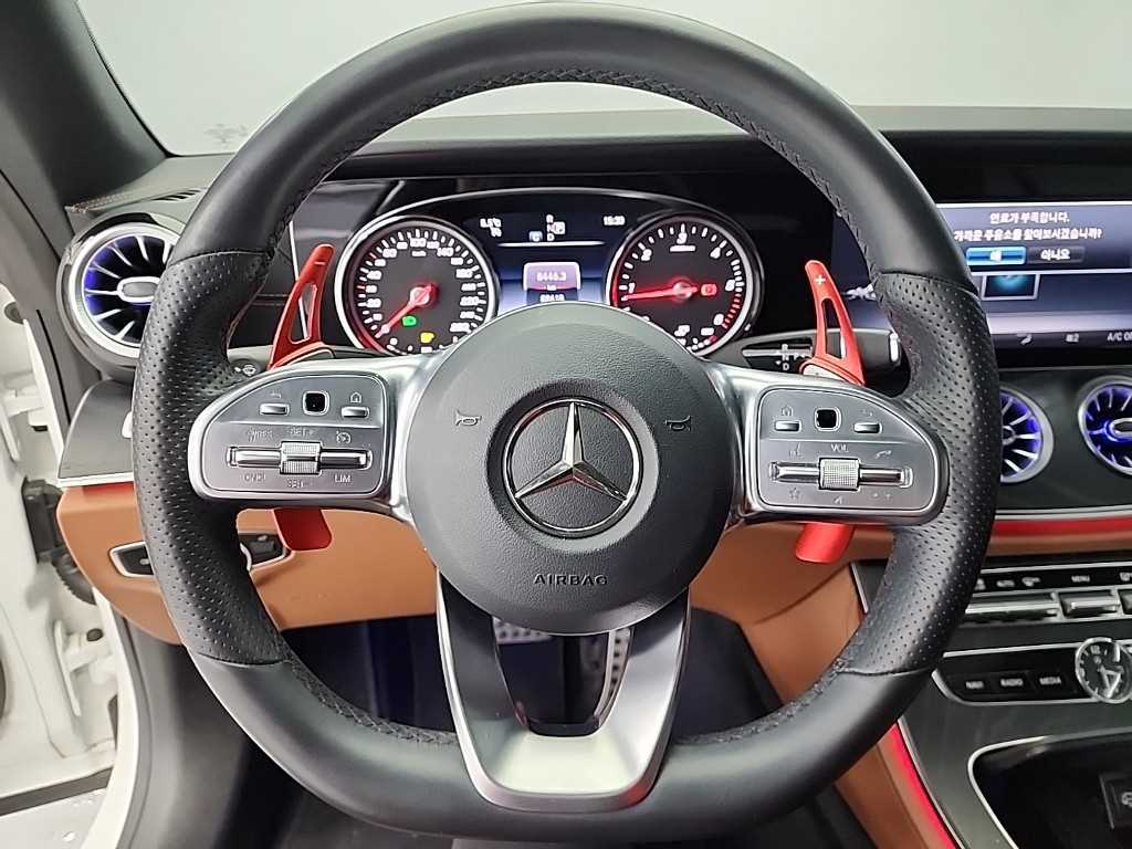 Mercedes Benz E class - Vista 9