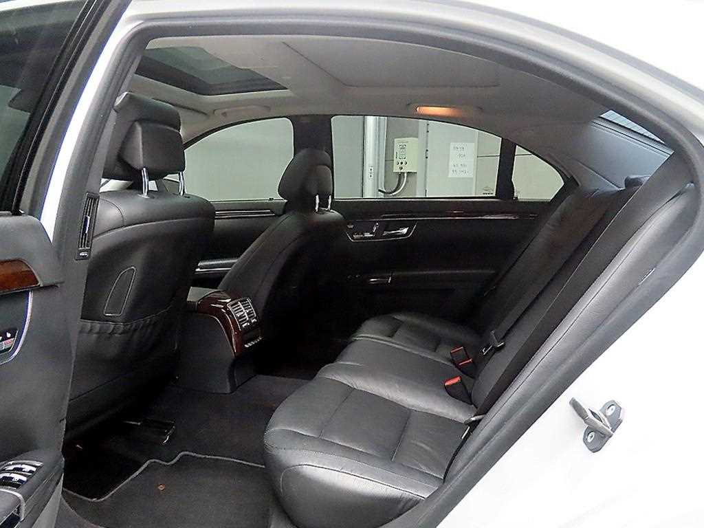 Mercedes Benz S Class - Vista 6