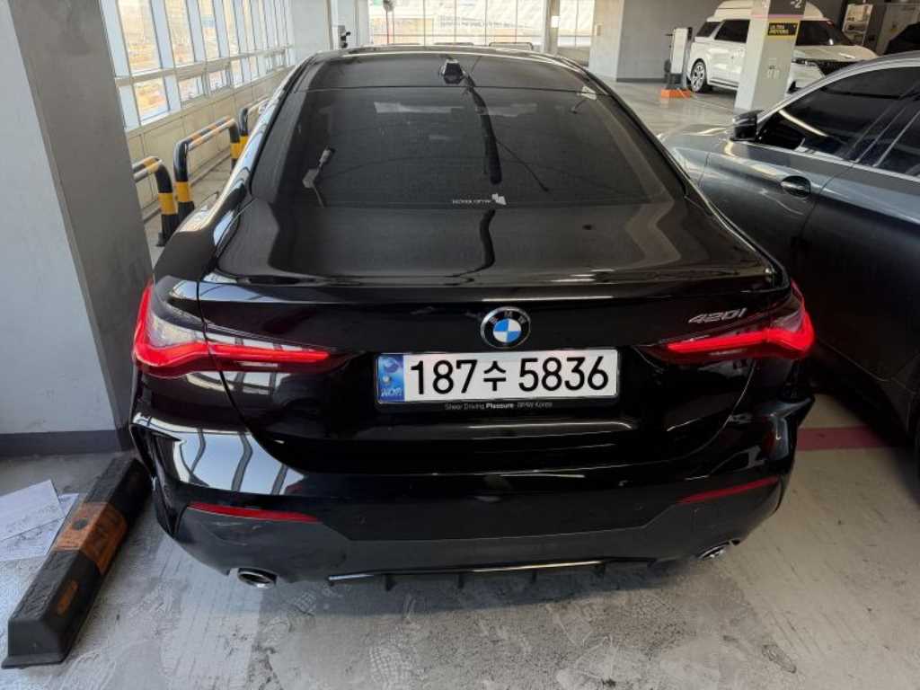 BMW 4 Series - Vista 4