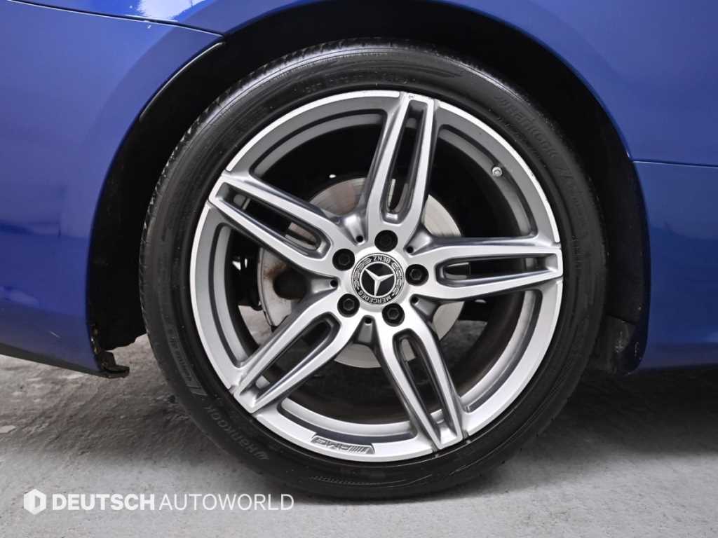 Mercedes Benz E class - Vista 5