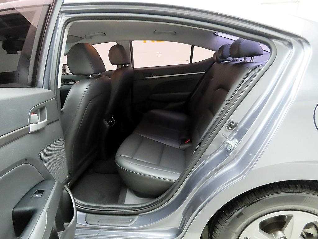 HYUNDAI Avante 2017 Gris - Importación desde Corea - HF Imports Iquique - Foto 14