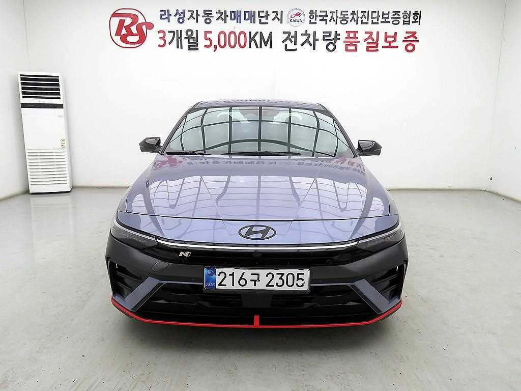 HYUNDAI Avante - Vista 2