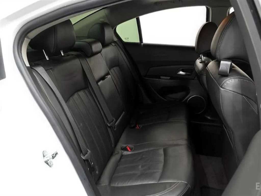 Chevrolet Cruise - Vista 11