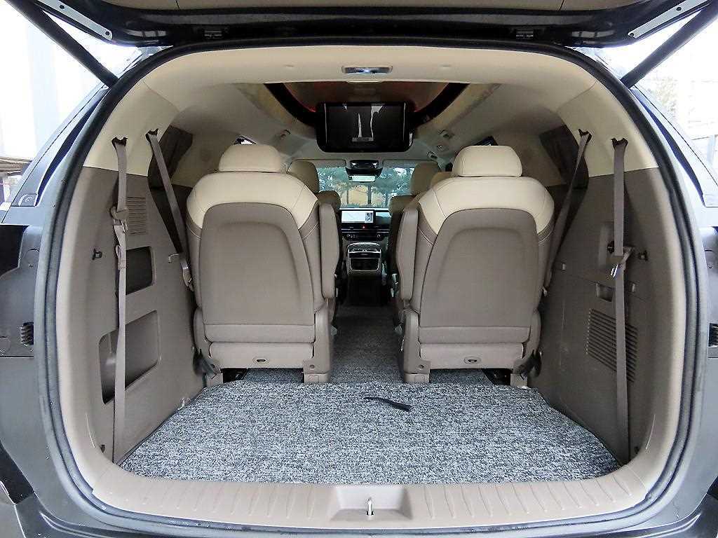 KIA Carnival 2025 Negro - Importación desde Corea - HF Imports Iquique - Foto 15