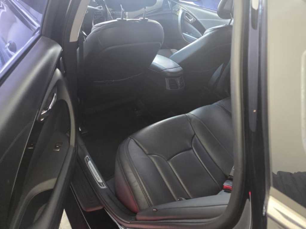 HYUNDAI Grandeur - Vista 5