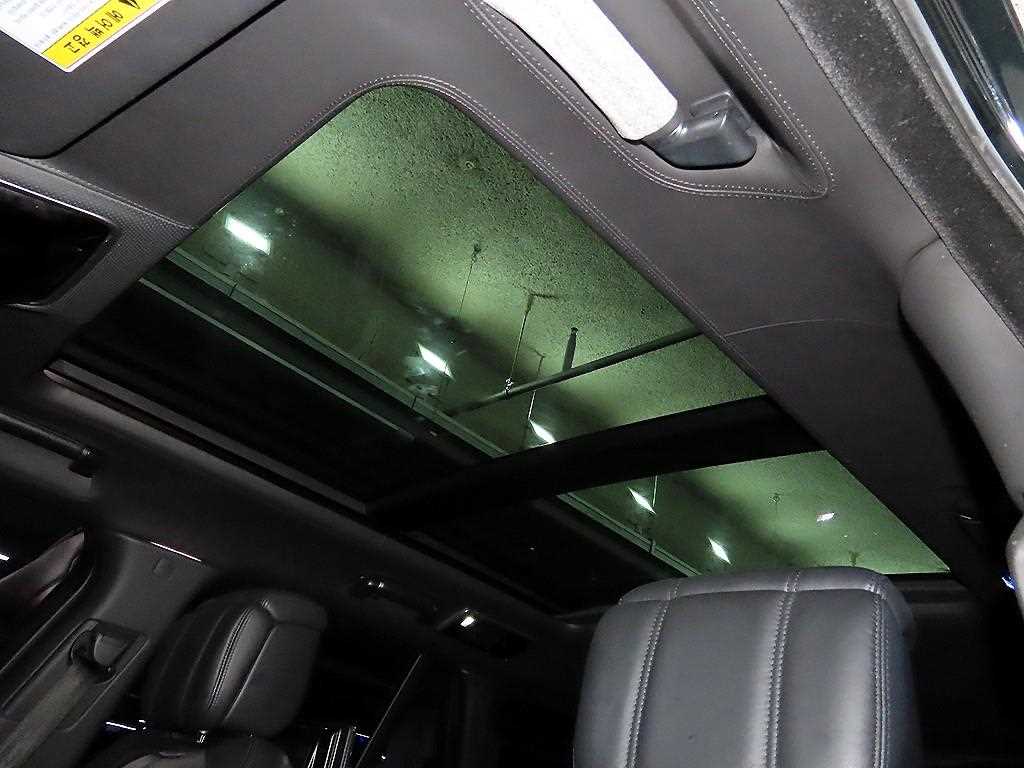 Land Rover Range Rover 2018 Negro - Importación desde Corea - HF Imports Iquique - Foto 14