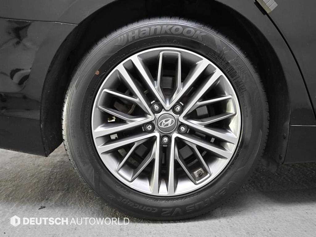 HYUNDAI Grandeur - Vista 5