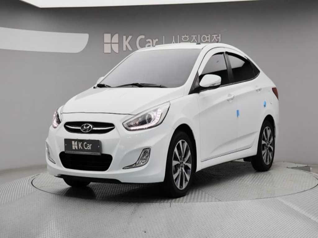 HYUNDAI Accent 2016 - Importación desde Corea - HF Imports Iquique - Foto 1