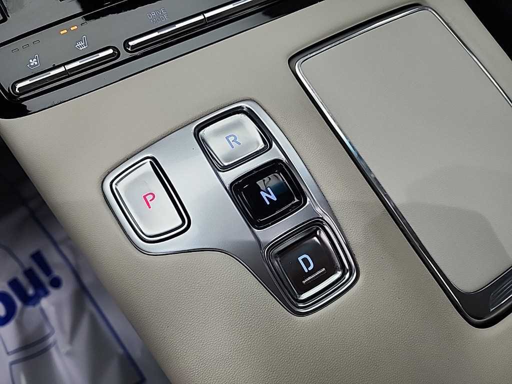 HYUNDAI Grandeur - Vista 8