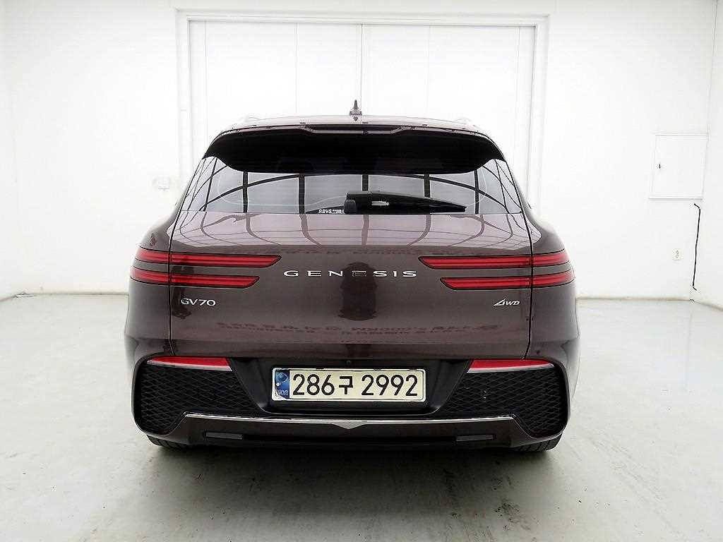 Genesis GV70 - Vista 3