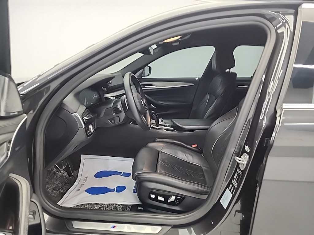 BMW 5 Series - Vista 11