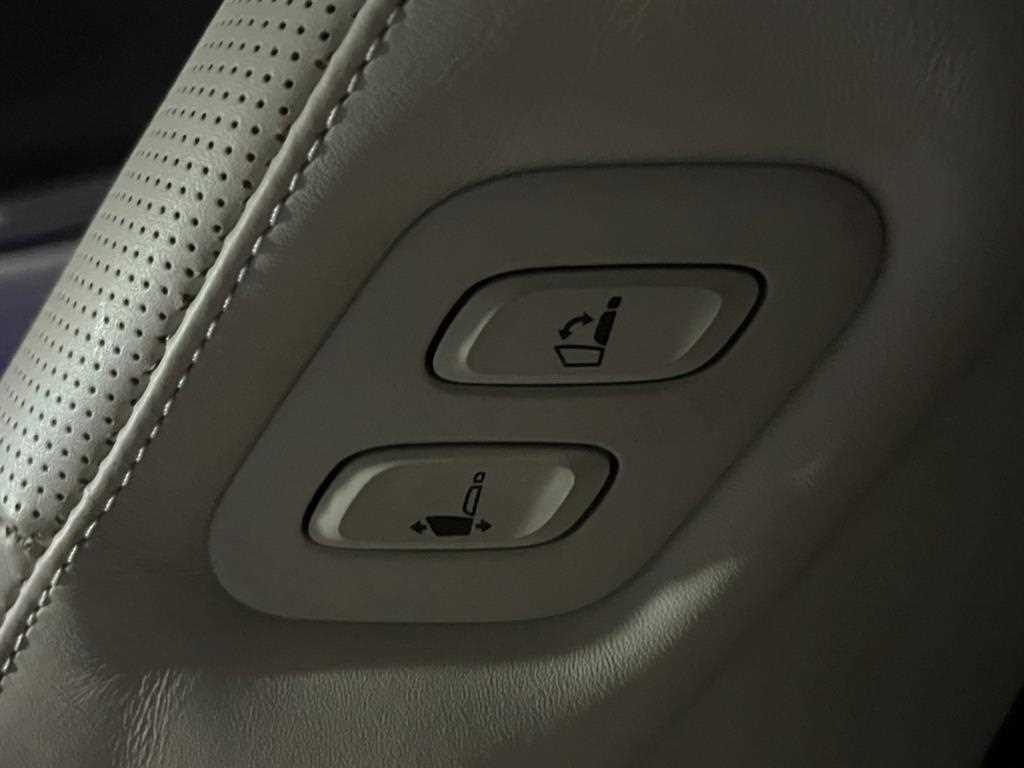 Genesis G80 - Vista 8