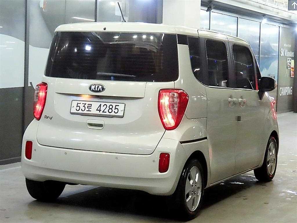 KIA Ray - Vista 4