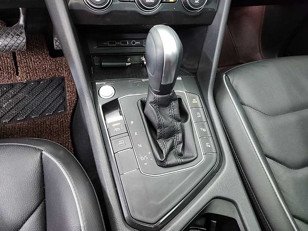 Volkswagen Tiguan - Vista 8