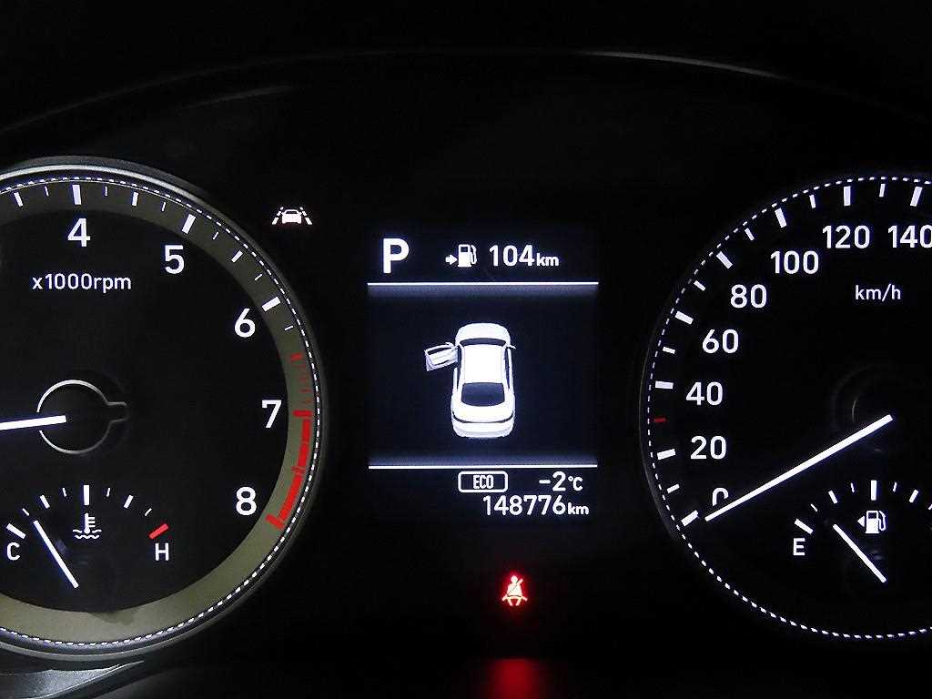 HYUNDAI Grandeur - Vista 9