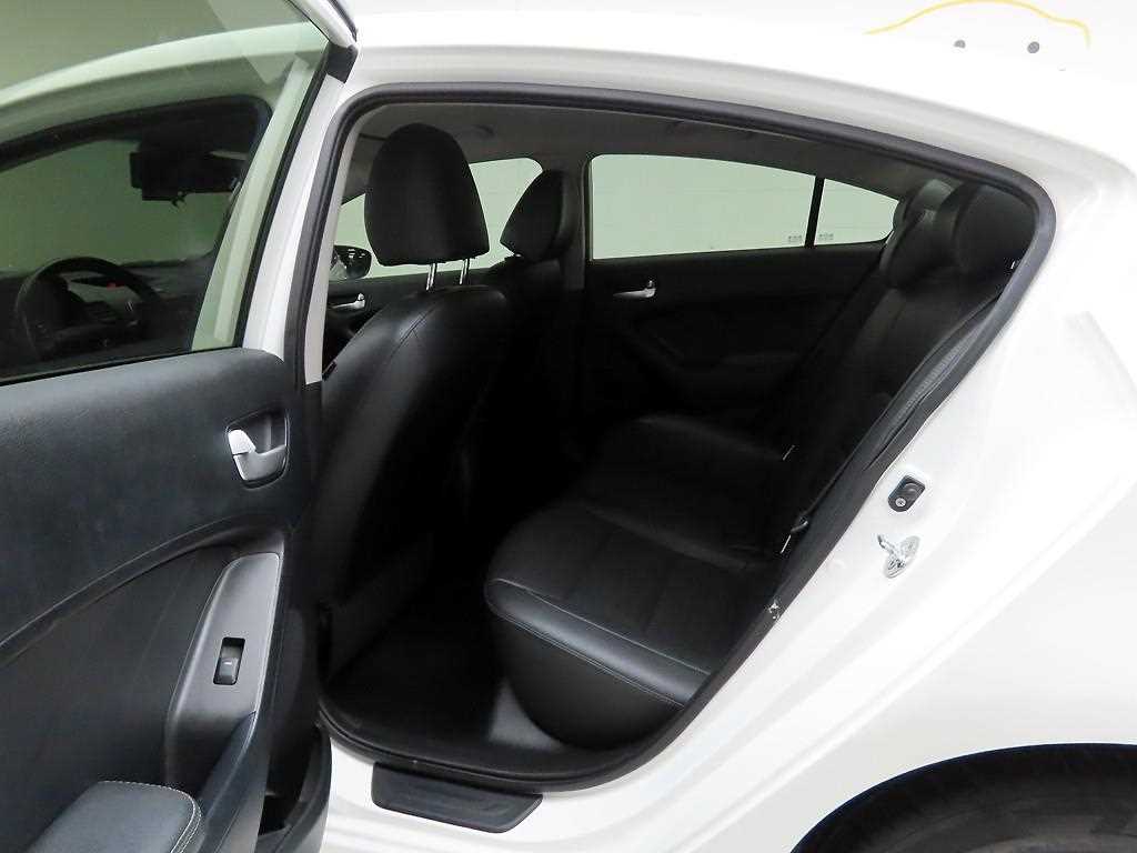 KIA K3 2018 - Importación desde Corea - HF Imports Iquique - Foto 15