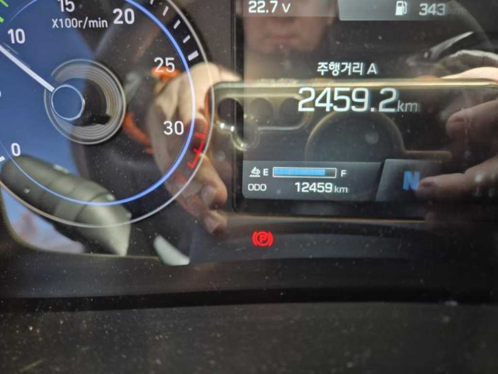 medium and large cargo truck - Vista 5