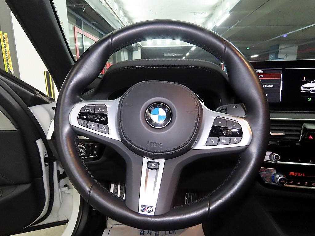 BMW 5 Series - Vista 8