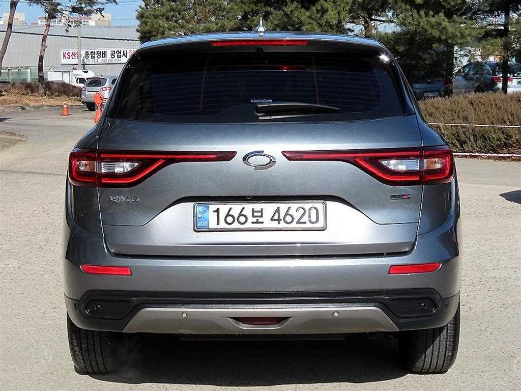 SAMSUNG QM6 - Vista 4